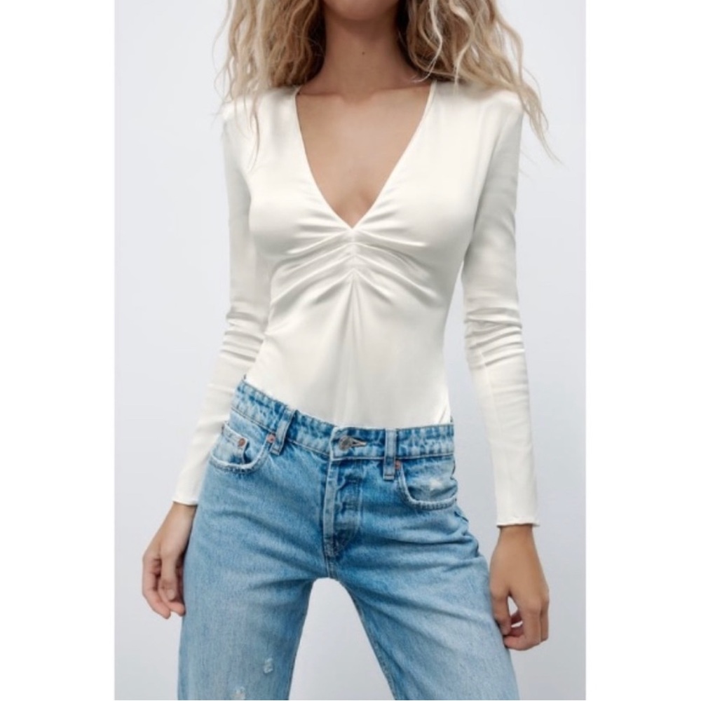 NWT | Zara (M) Satin White/Ivory Bodysuit with Padded Shoulders